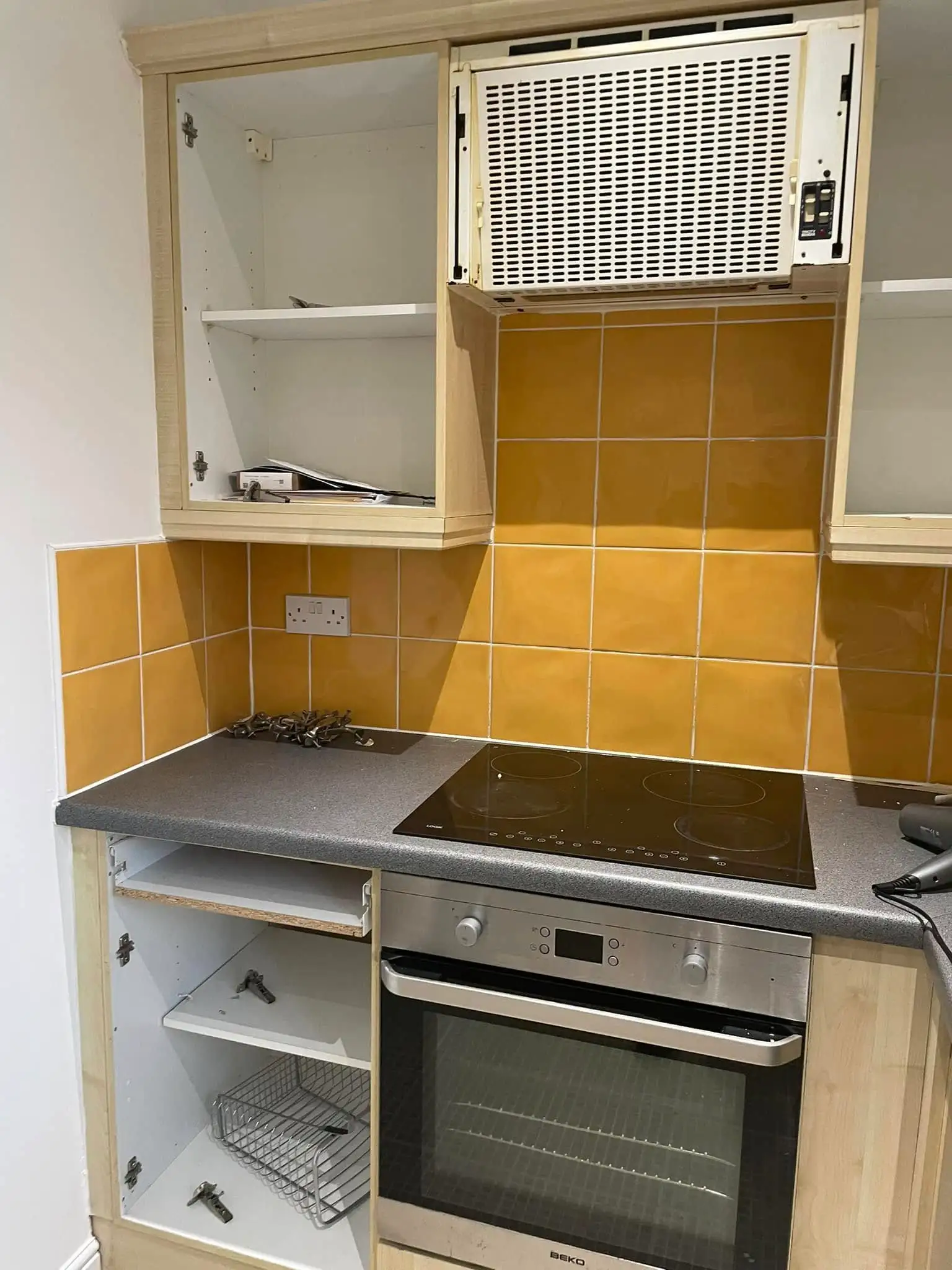 sprayers-kitchen-cupboard-respray-essex